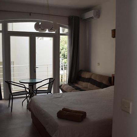 Ocean Drive Studio - Opposite The Beach Grand Bay Ngoại thất bức ảnh