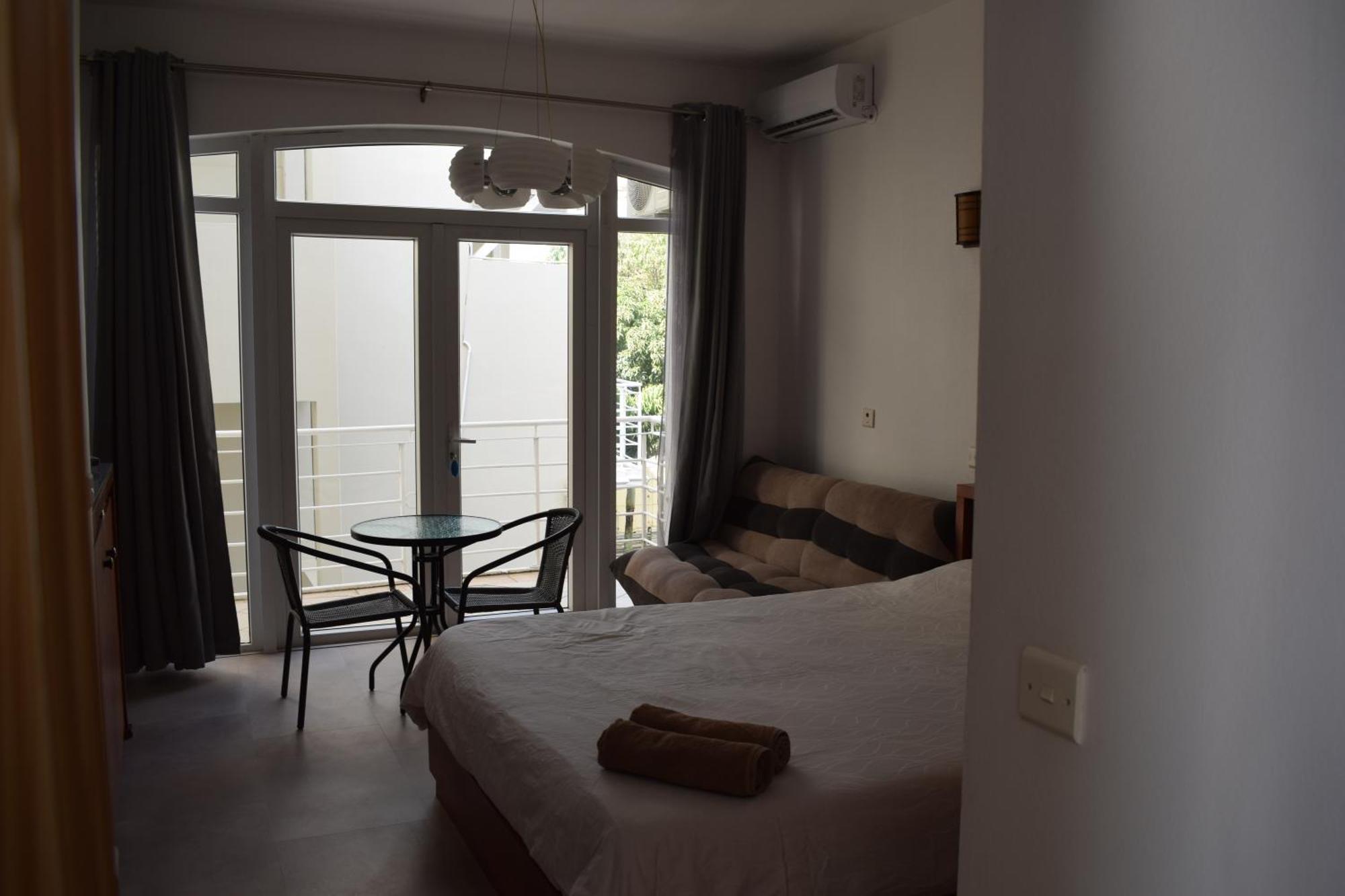 Ocean Drive Studio - Opposite The Beach Grand Bay Ngoại thất bức ảnh